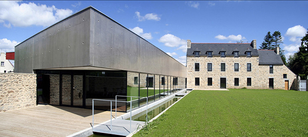 Le centre culturel Trait-d'Union à Saint-Julien